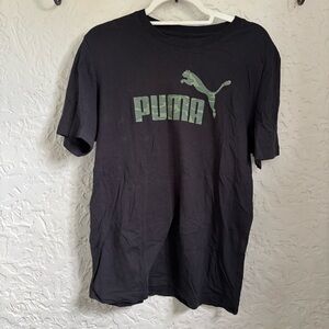 Puma Men's Black T-Shirt | Size M